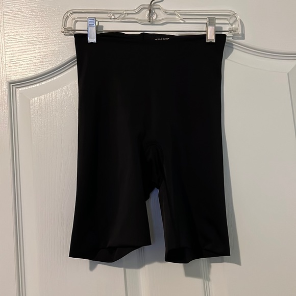 SPANX Intimates & Sleepwear Spanx High Waist Mid Thigh